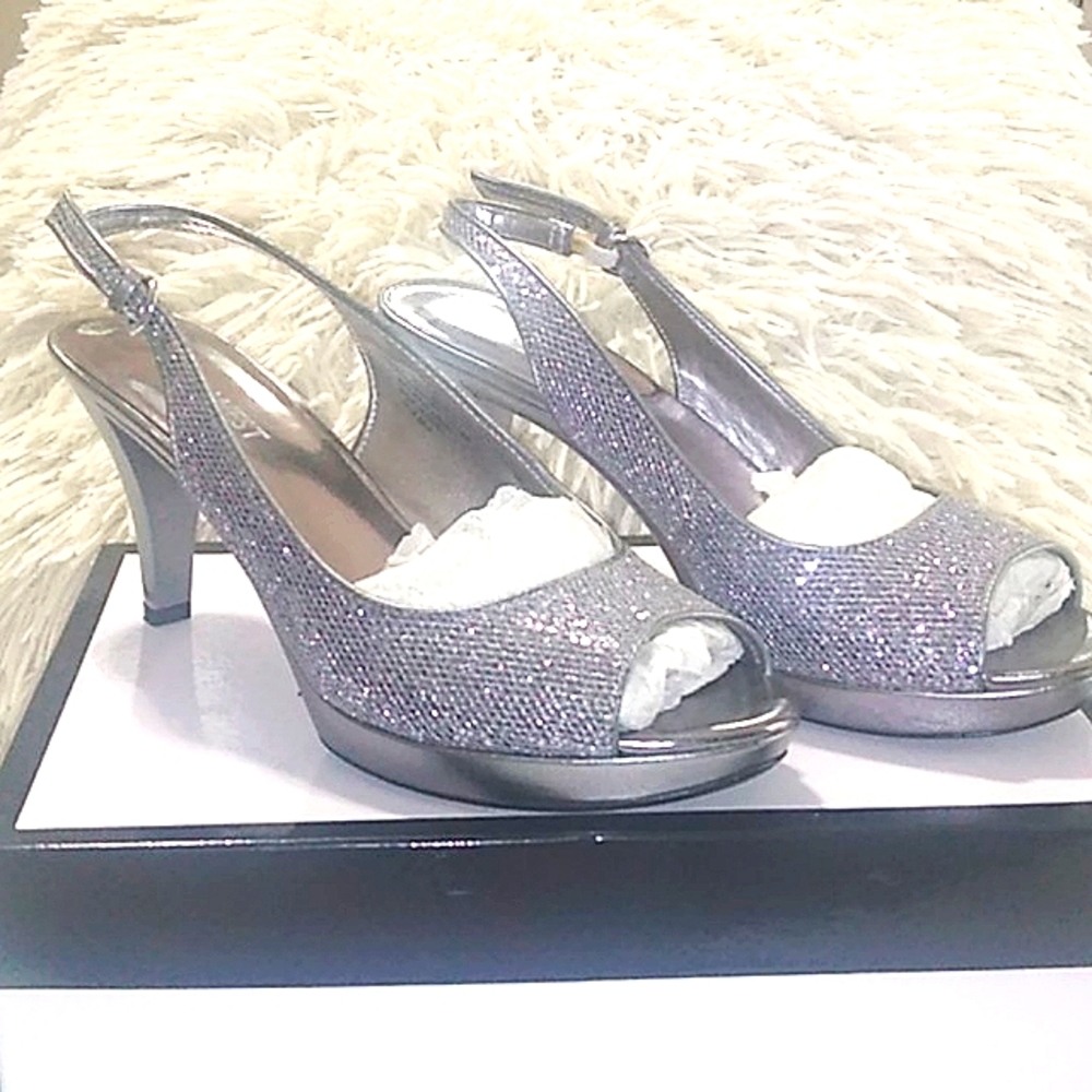 Nine West sparkle heel